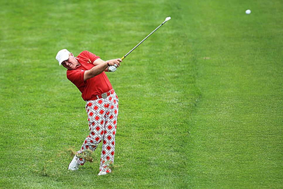 golfworld-2010-11-gwar01_daly_1117.jpg