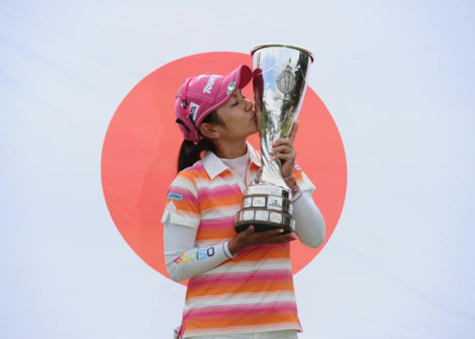 golf-digest-woman-blogs-golf-digest-woman-assets_c-2011-07-miyazato_470-thumb-470x332-39122.jpg