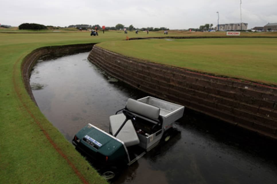 golf-digest-woman-blogs-golf-digest-woman-assets_c-2011-07-carnoustie_470-thumb-470x313-39782.jpg