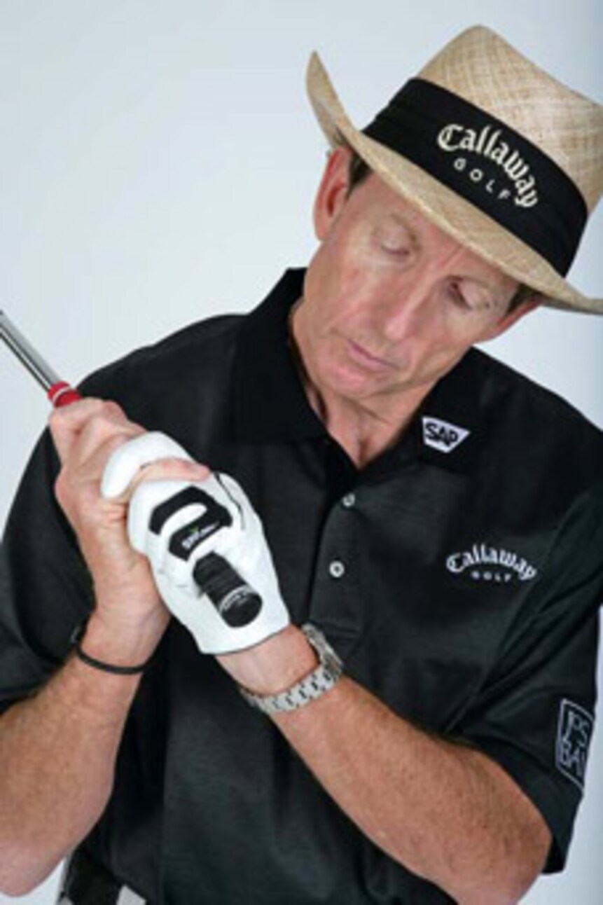 David Leadbetter: Grip down on short irons | Instruction | Golf Digest