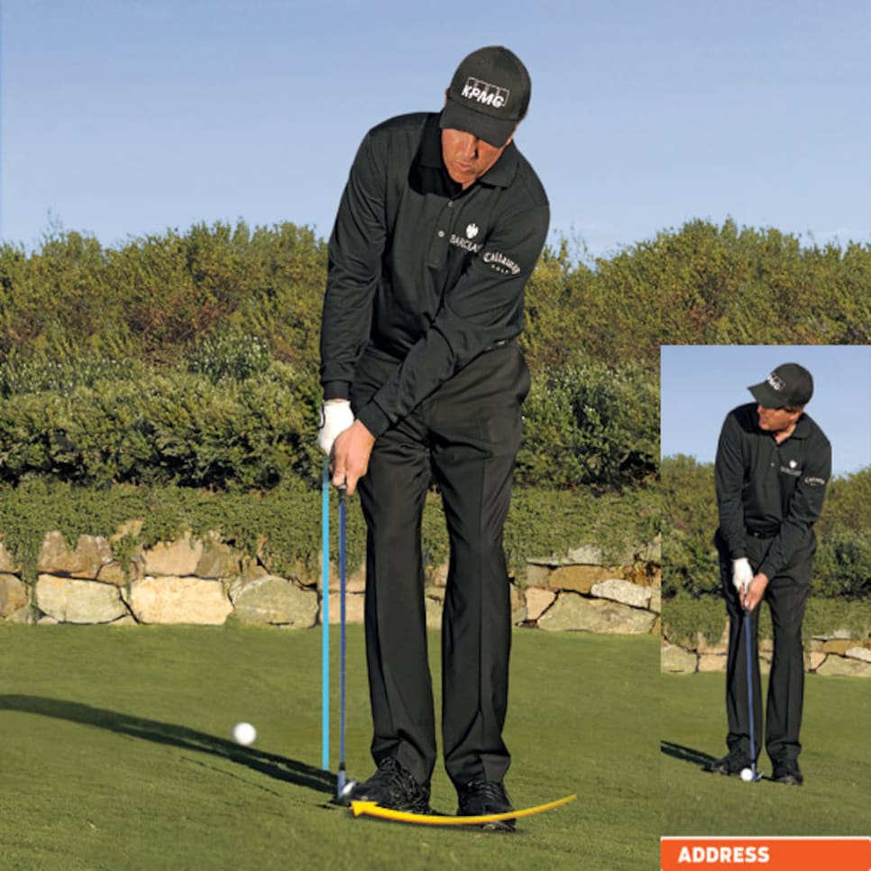 instruction-2009-12-inar03-phil-mickelson-chip-pitch.jpg