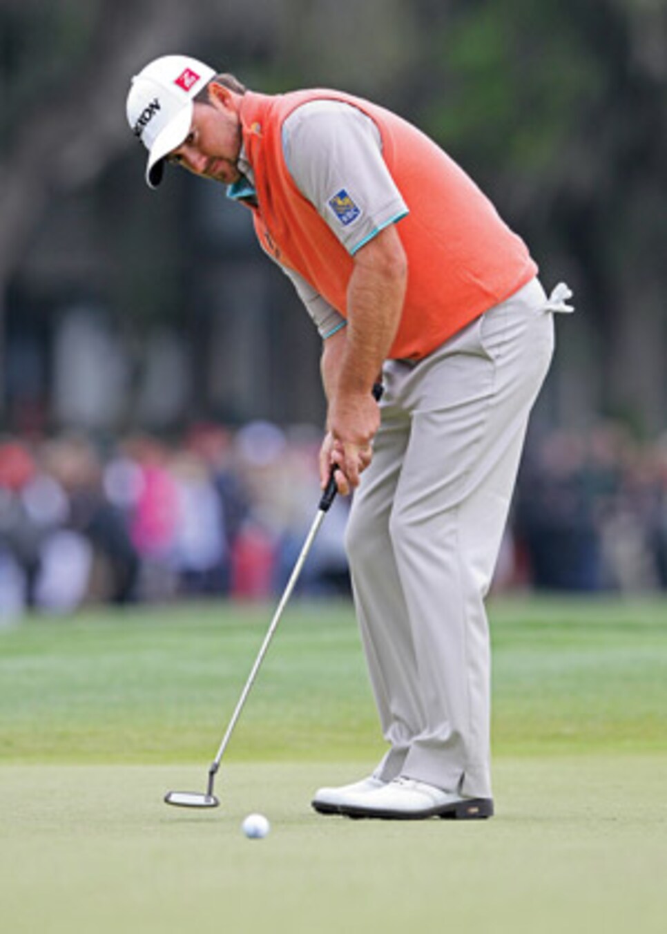 instruction-2013-08-inar01-graeme-mcdowell-putting.jpg