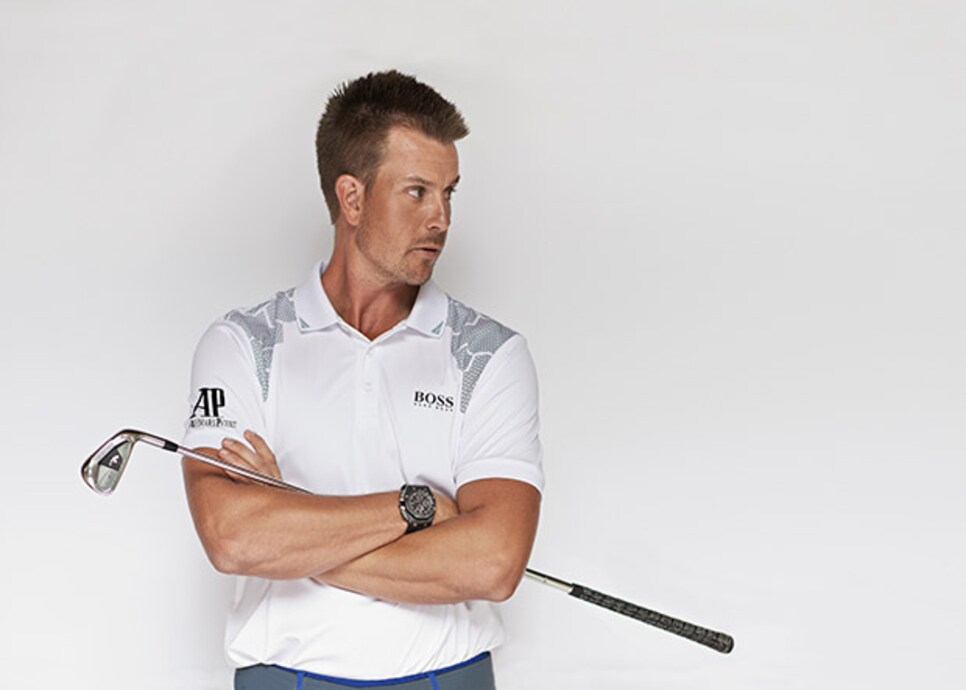 instruction-2014-06-inar01-henrik-stenson-hitting-greens.jpg