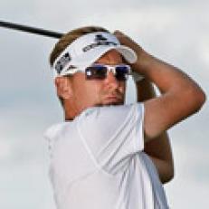 instruction-2013-12-insl01-ian-poulter-search-th.jpg