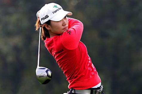 In-Kyung Kim Leads By One