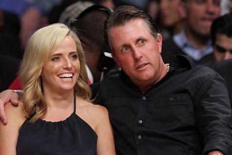 Mickelson Optimistic About Wife's Condition