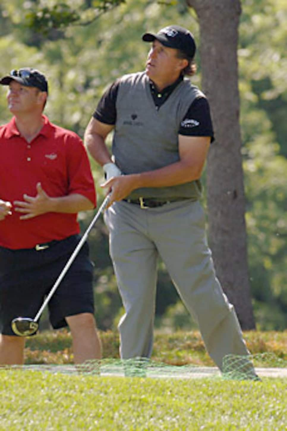 golfworld-2009-07-gwar01_090730_phil_mickelson.jpg