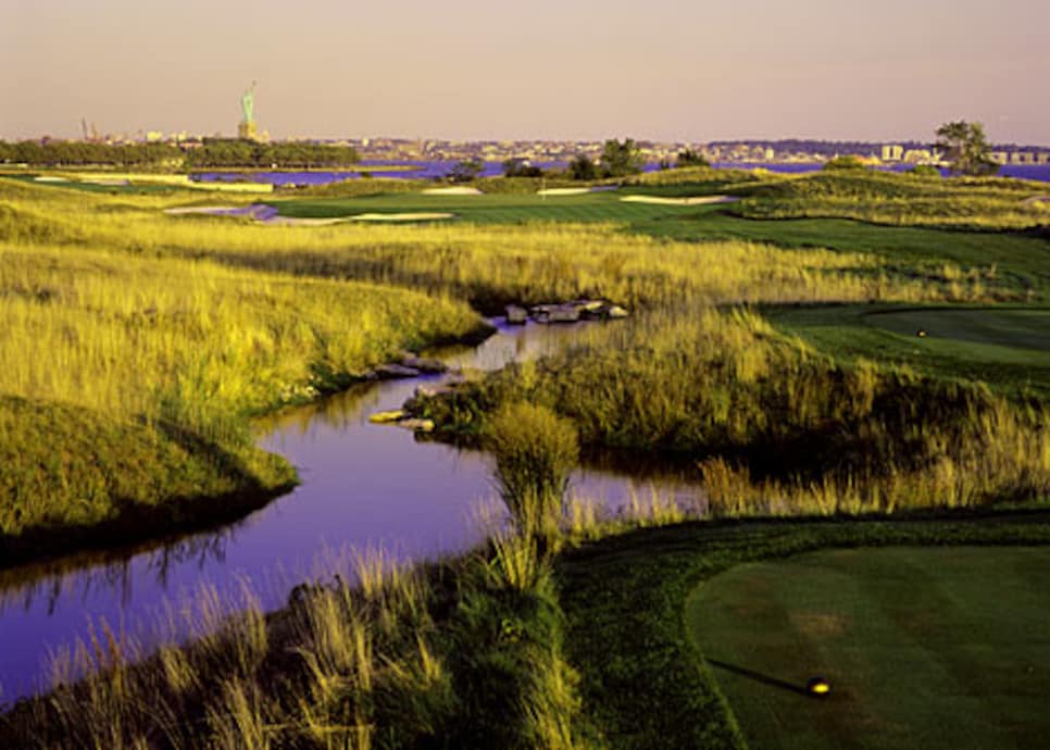 golfworld-2009-08-gwar01_090831liberty.jpg