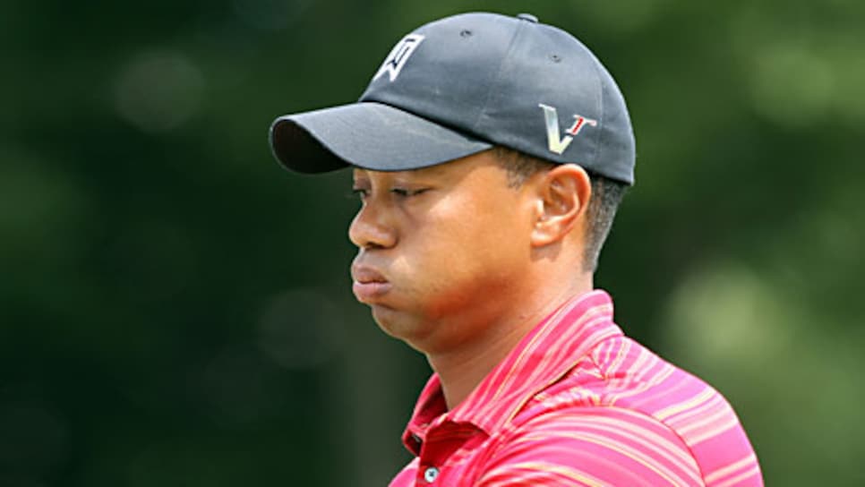 golfworld-2009-09-gwar01_090907_tiger_woods.jpg