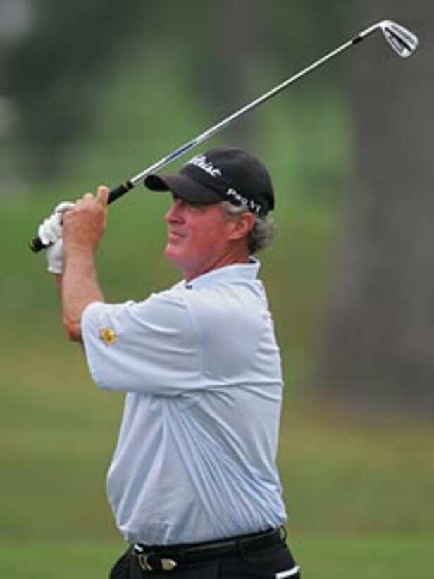 Golf: SAS Championship: Cochran, Watson Share Lead | Golf News and Tour ...