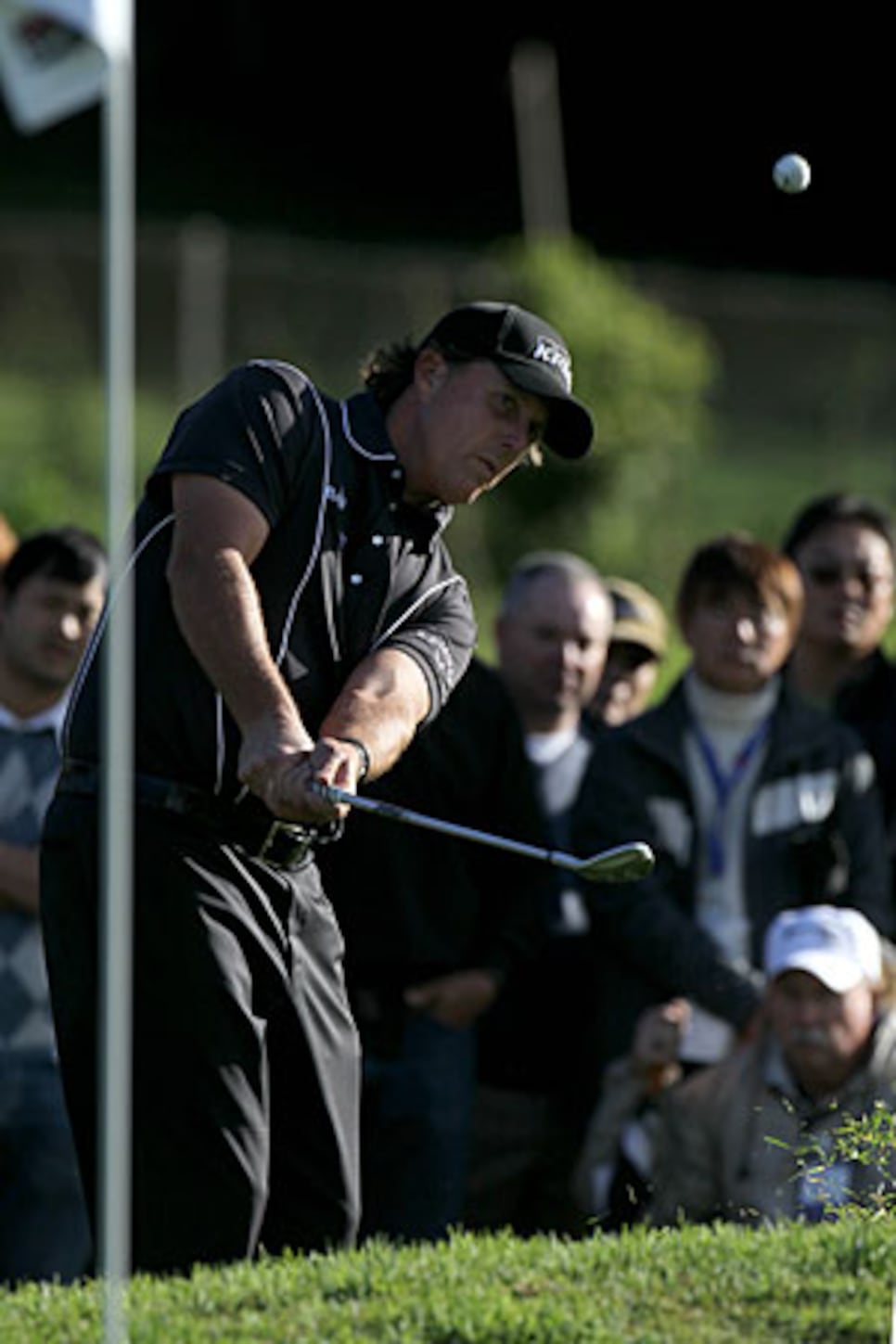 golfworld-2010-02-gwar01_0208_phil_300.jpg