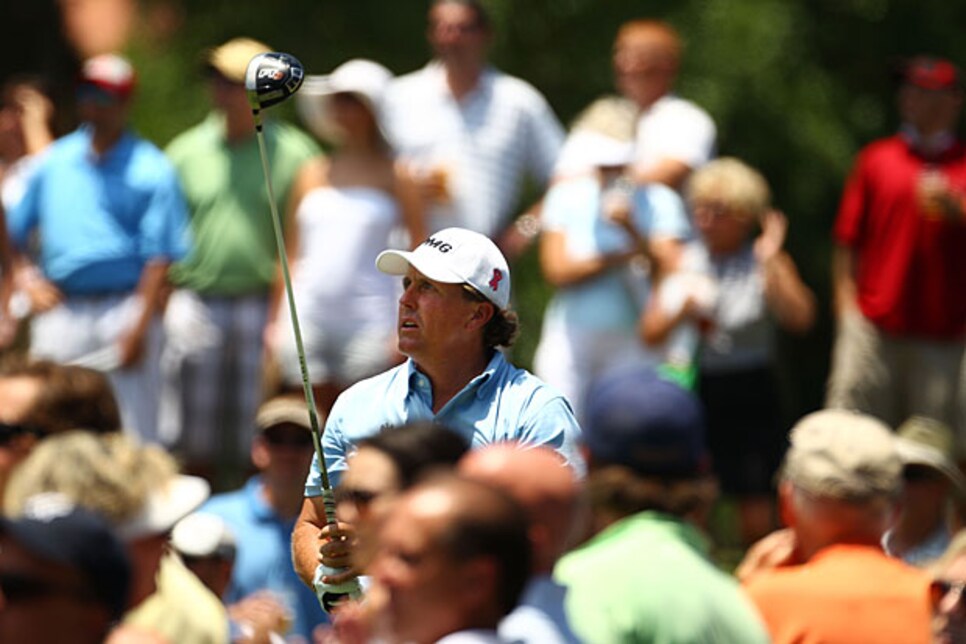 golfworld-2010-05-gwar01_mickelson_weinman_0508.jpg