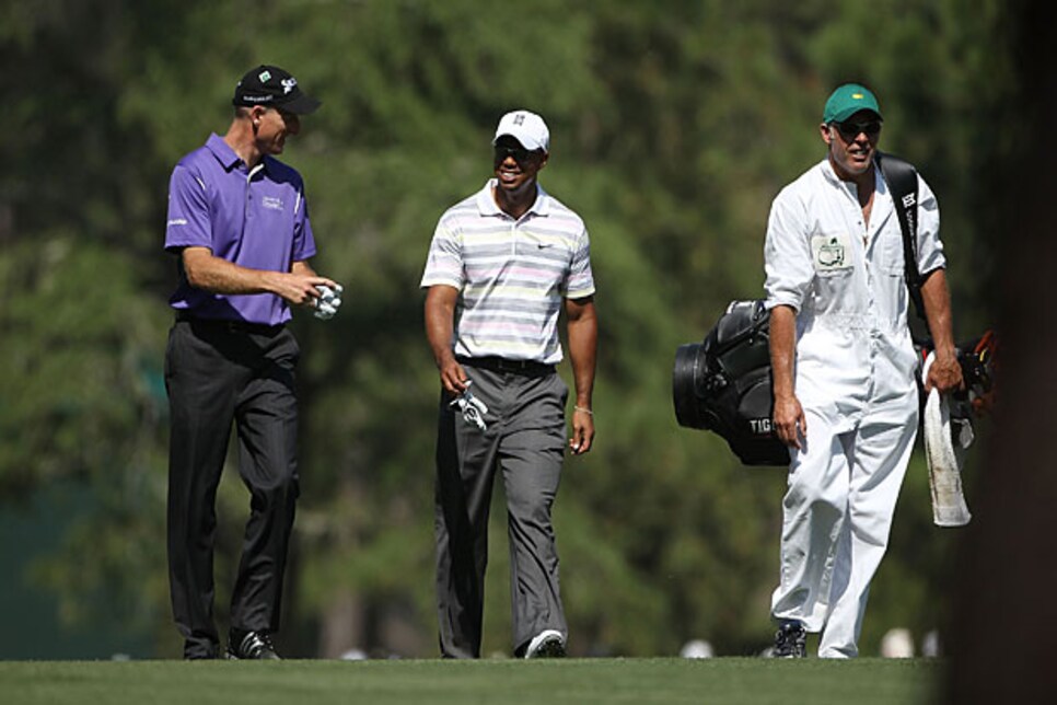 golfworld-2010-05-gwar01_tiger_furyk_0520.jpg