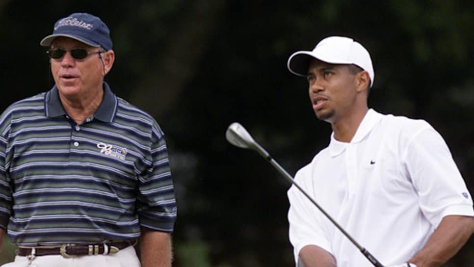 golfworld-2010-05-gwar01tiger_woods_harmon2001.jpg