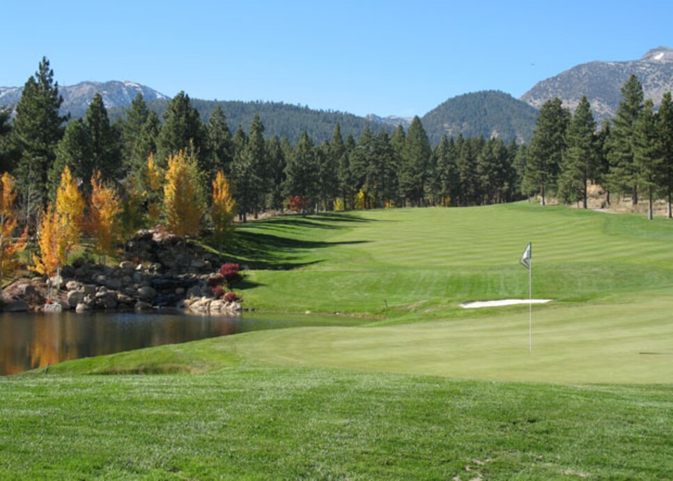 golfworld-2010-10-gwar01-my-town-1011-620.jpg