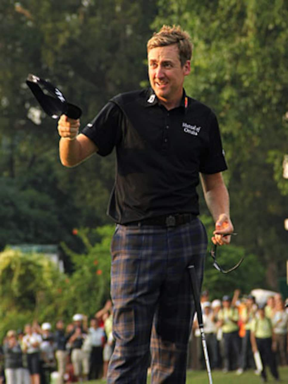 golfworld-2010-11-gwar01_poulter_1122.jpg