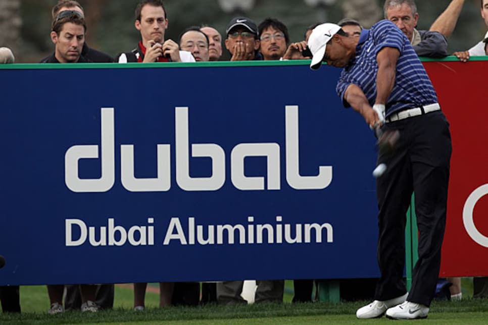 golfworld-2011-02-gwar01_woods_dubai_0210.jpg