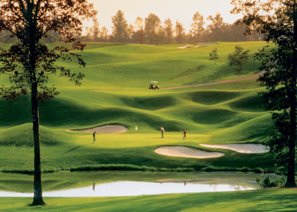 golfworld-2011-03-gwar01_my_town_0321_620.jpg