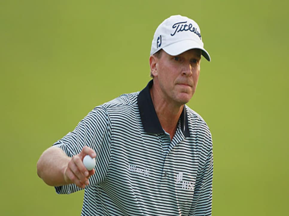 /content/dam/images/golfdigest/fullset/2015/07/21/55ada398add713143b43edc2_golfworld-2011-06-gwar01_steve_stricker_0606.jpg