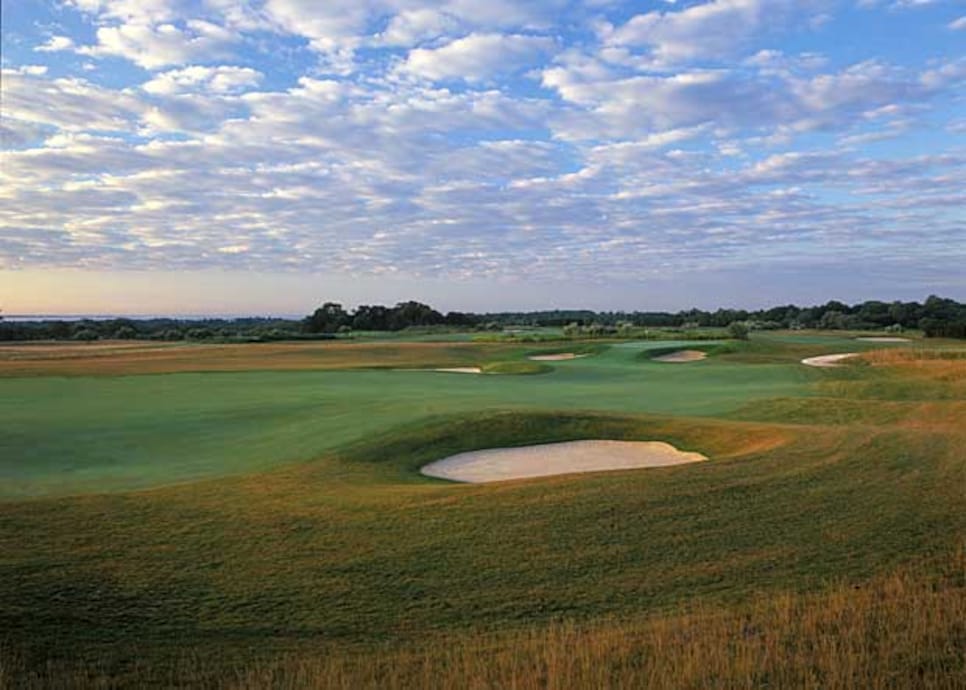 golfworld-2012-07-gwar01_brad_faxon_my_town.jpg