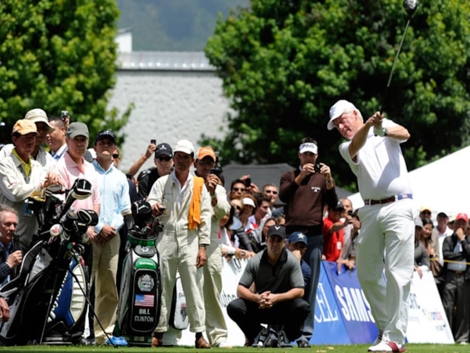 /content/dam/images/golfdigest/fullset/2015/07/21/55ada4acb01eefe207f83a61_golfworld-2013-01-gwar-bill-clinton.jpg