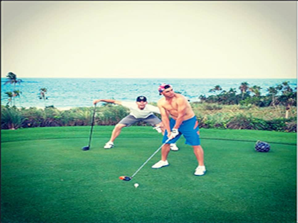 /content/dam/images/golfdigest/fullset/2015/07/21/55ada71fb01eefe207f852fa_magazine-2014-07-maar02-rickie-fowler-instagram.jpg