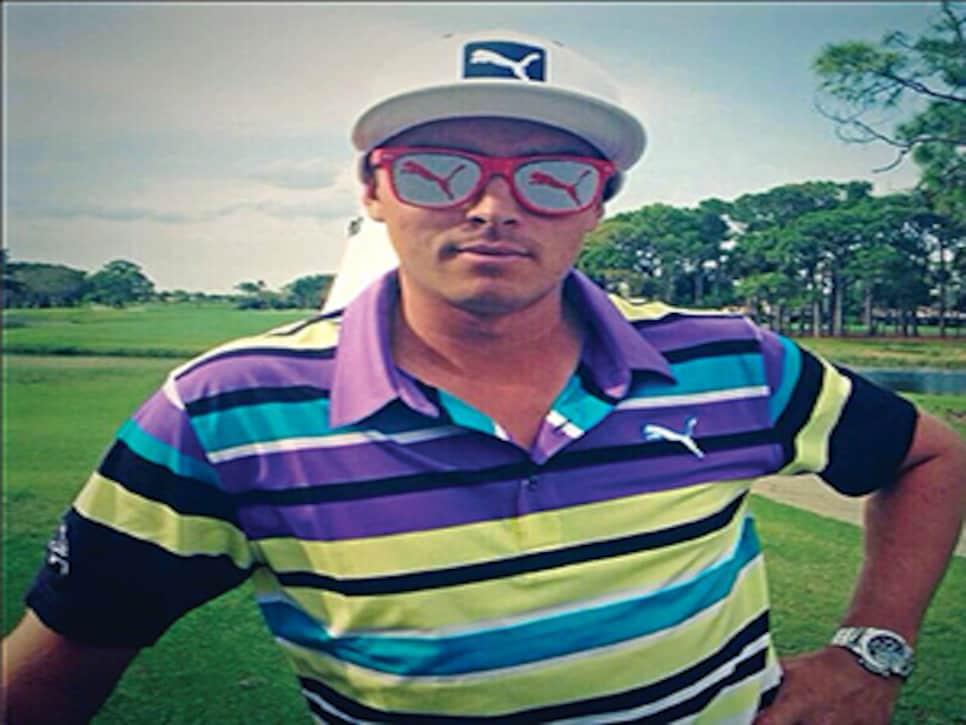 Rickie Fowler's pineapple hat turns heads in Florida