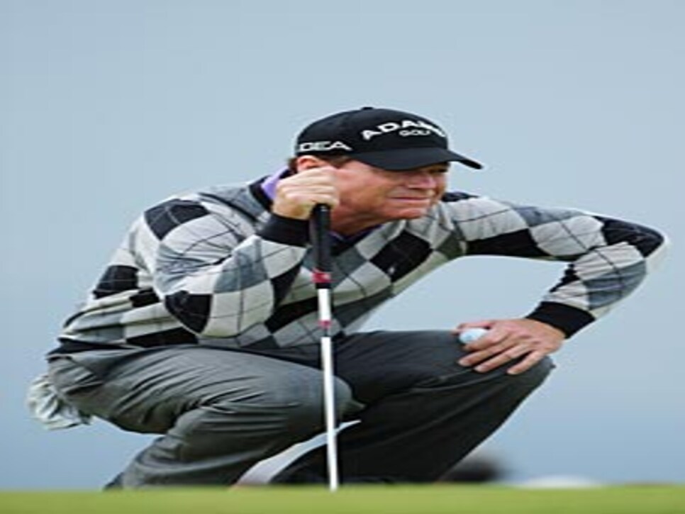 /content/dam/images/golfdigest/fullset/2015/07/21/55ada83cadd713143b441dca_golfworld-2009-07-gwar01_watson_bonk.jpg