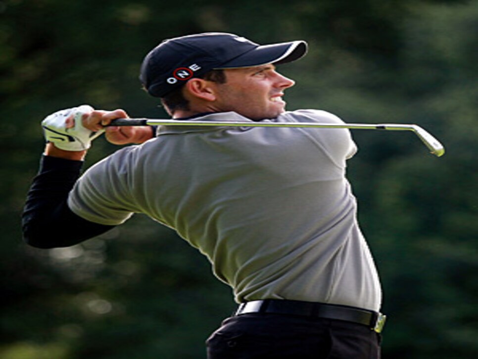 /content/dam/images/golfdigest/fullset/2015/07/21/55adad10add713143b444b55_golfworld-2010-08-gwar01_0802_schwartzel_300.jpg