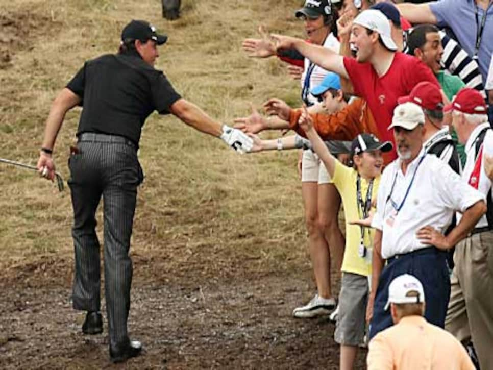 /content/dam/images/golfdigest/fullset/2015/07/21/55adad4fadd713143b444dc8_golfworld-2009-06-gwar01_090621mickelson_bonk.jpg