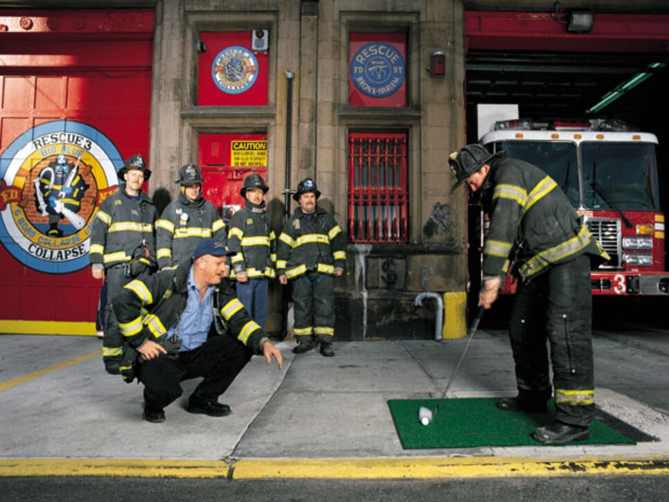 /content/dam/images/golfdigest/fullset/2015/07/21/55adb1a3add713143b447a52_magazine-2013-09-maar01-newyork-firefighters-kindred.jpg