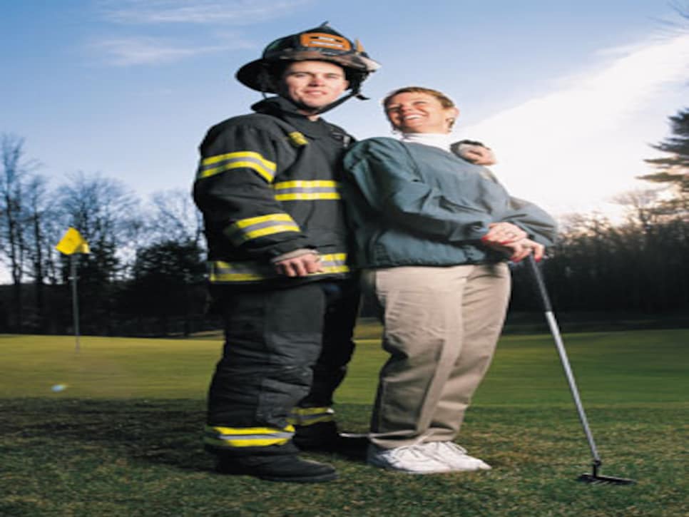 /content/dam/images/golfdigest/fullset/2015/07/21/55adb1a3add713143b447a58_magazine-2013-09-maar02-newyork-firefighters-kindred.jpg