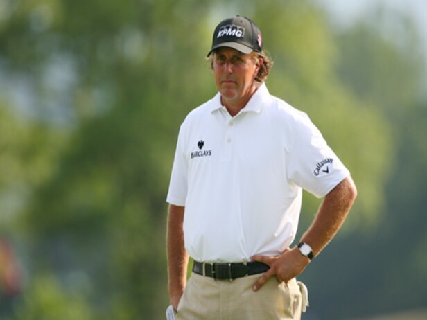 Phil Mickelson's Tax Comments Generate Passionate Fan Response 