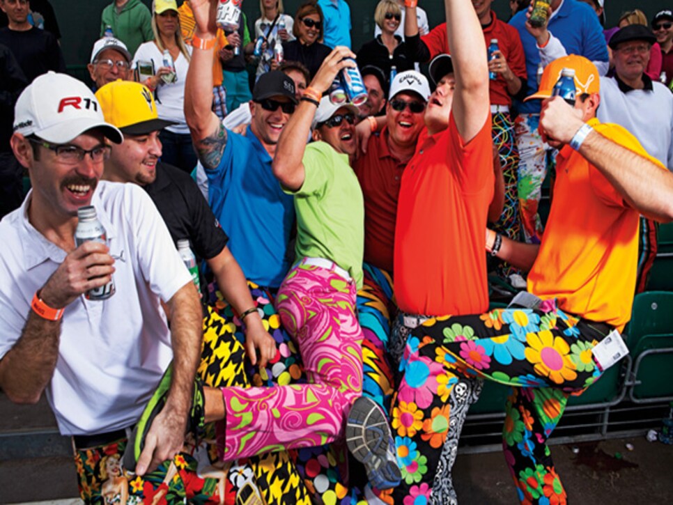 Loudmouth, A U.S. Company, Outfits Beach Volleyball Players In Unique  Designs