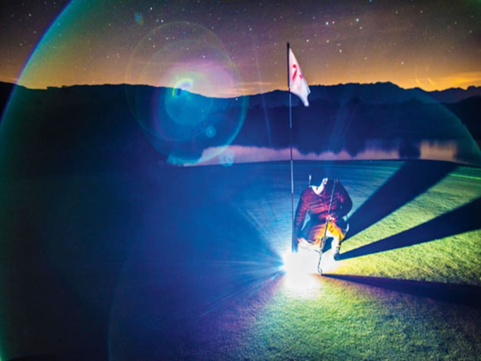 /content/dam/images/golfdigest/fullset/2015/07/21/55adb496add713143b449bc5_magazine-2015-07-maar03-night-golf.jpg