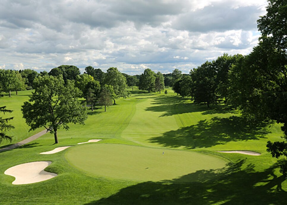 16. OAK HILL C.C. (East)