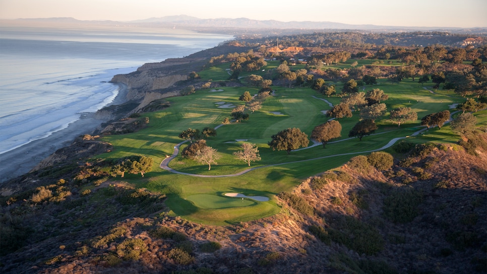 Torrey-Pines-GC-South-3-Staff.jpg