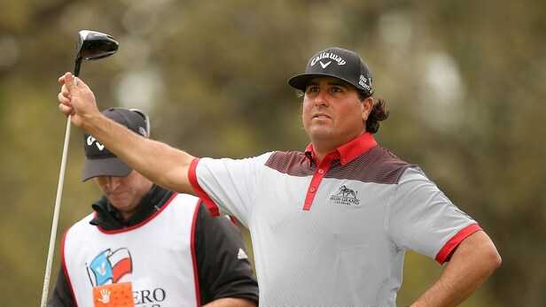 What's In My Bag: Pat Perez | Golf Equipment: Clubs, Balls, Bags | Golf ...