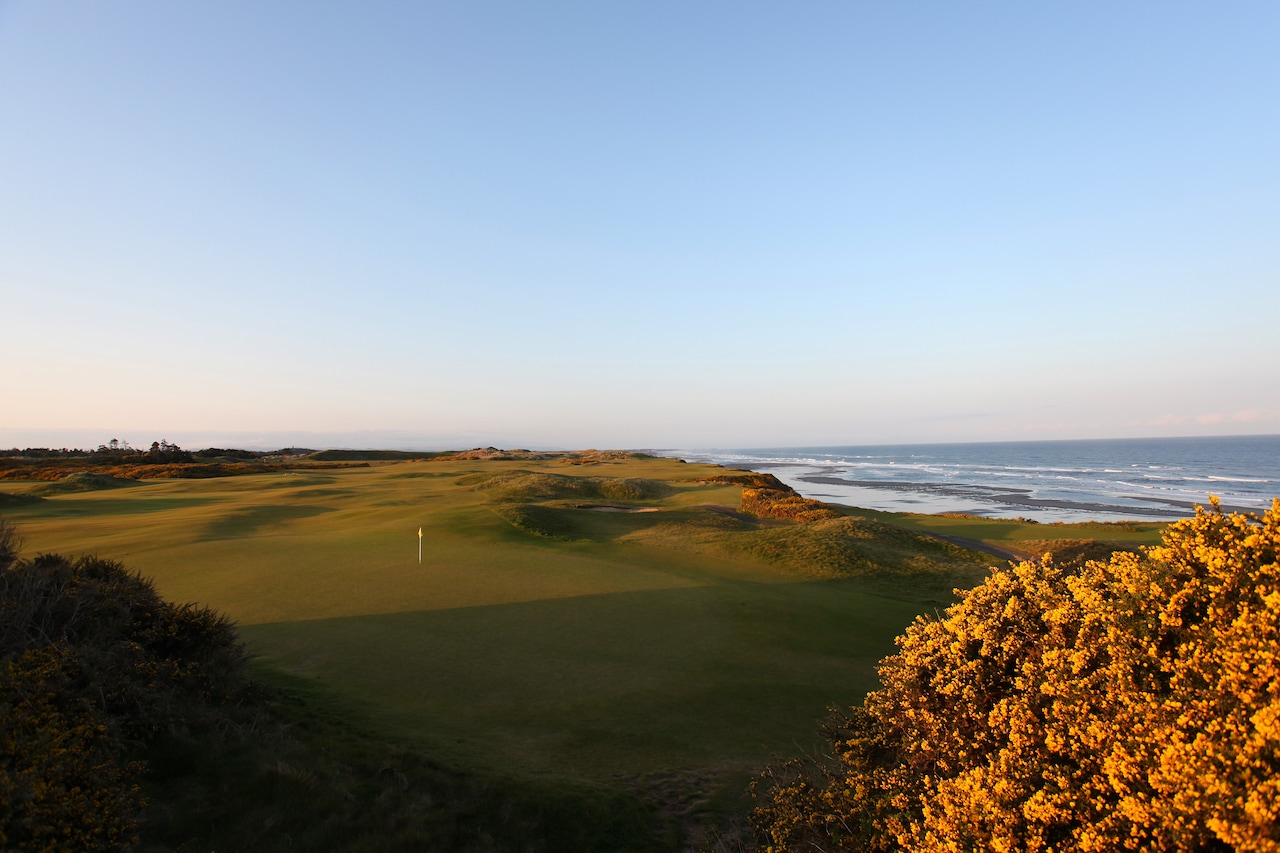 Pacific Dunes Course Review & Photos | Courses | Golf Digest