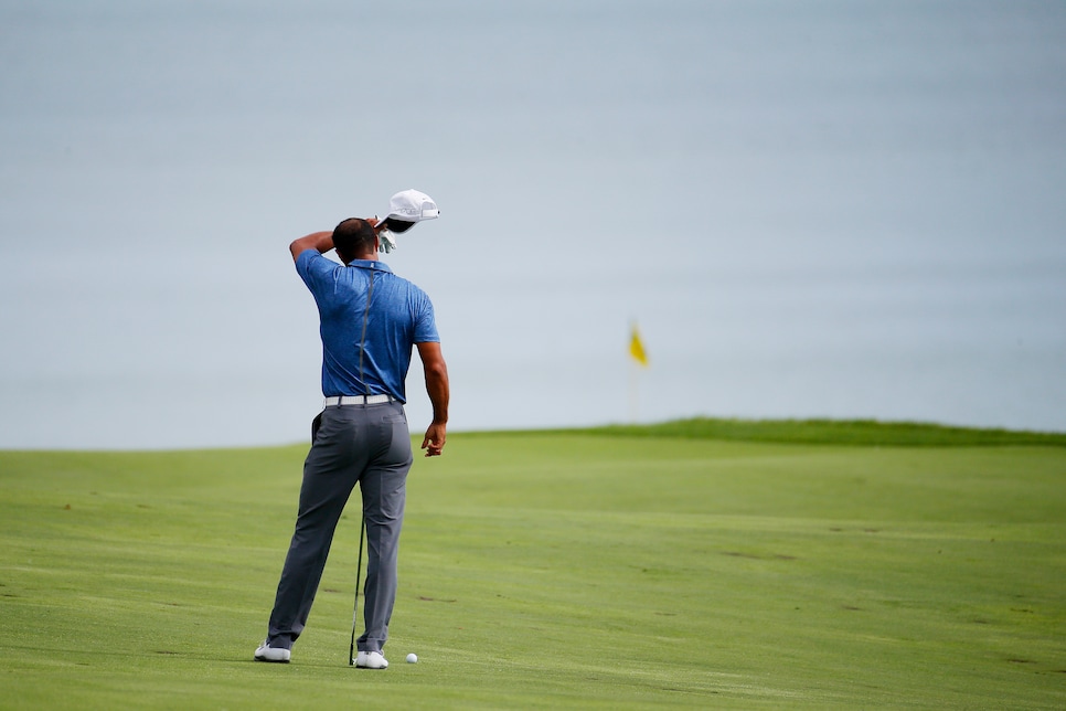 woods-back-pga-2015.jpg