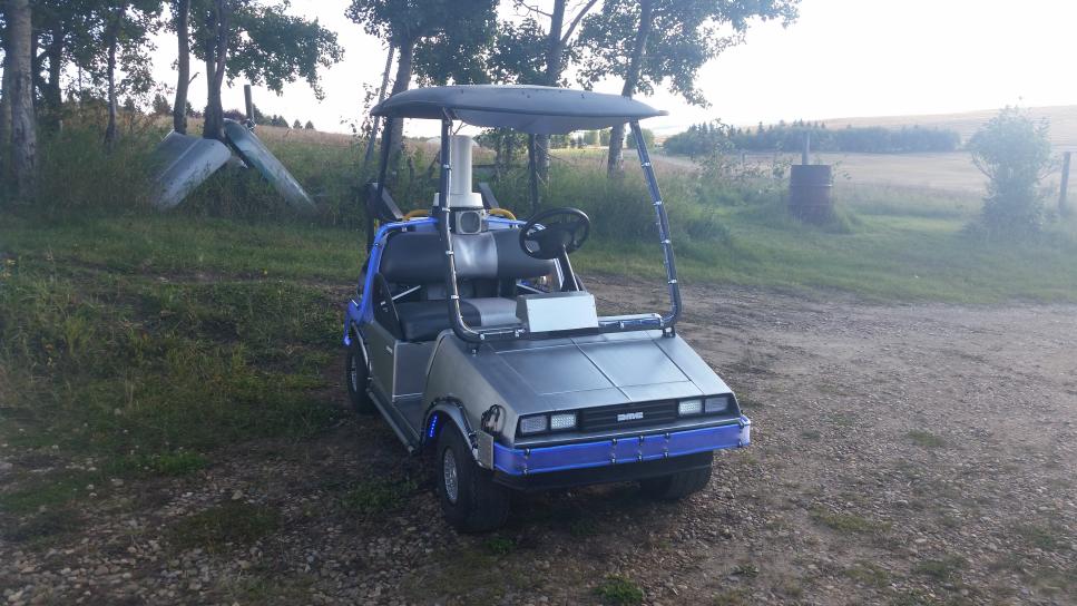 Delorean-golf-cart.jpg