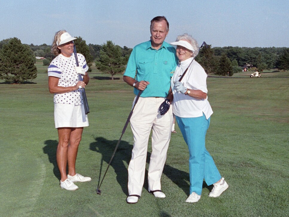 George-H-W-Bush-golf.jpg