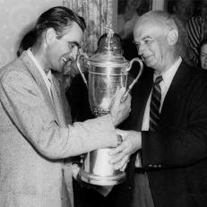 lloyd-mangrum-usopen-1946-trophy.jpg