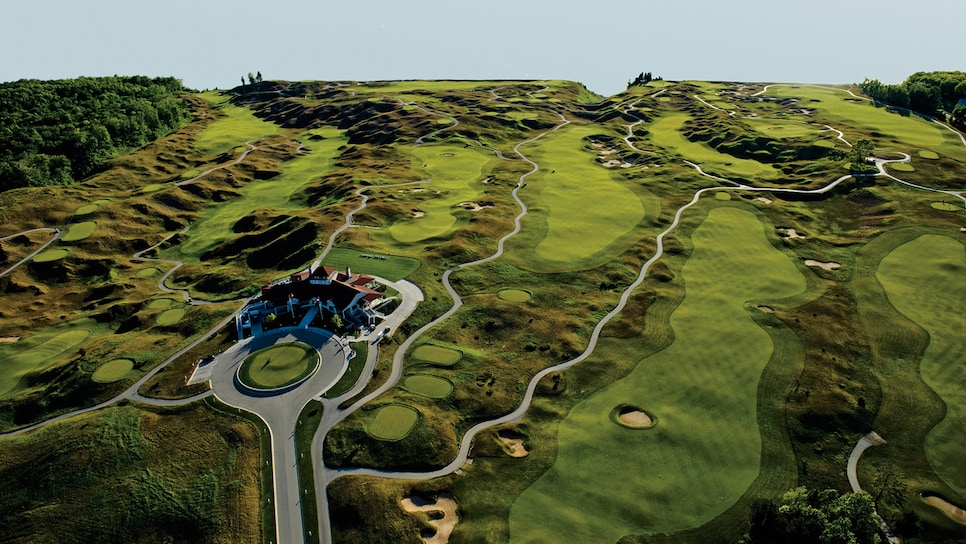 Arcadia-Bluffs-Clubhouse-Aerial-Staff.jpg