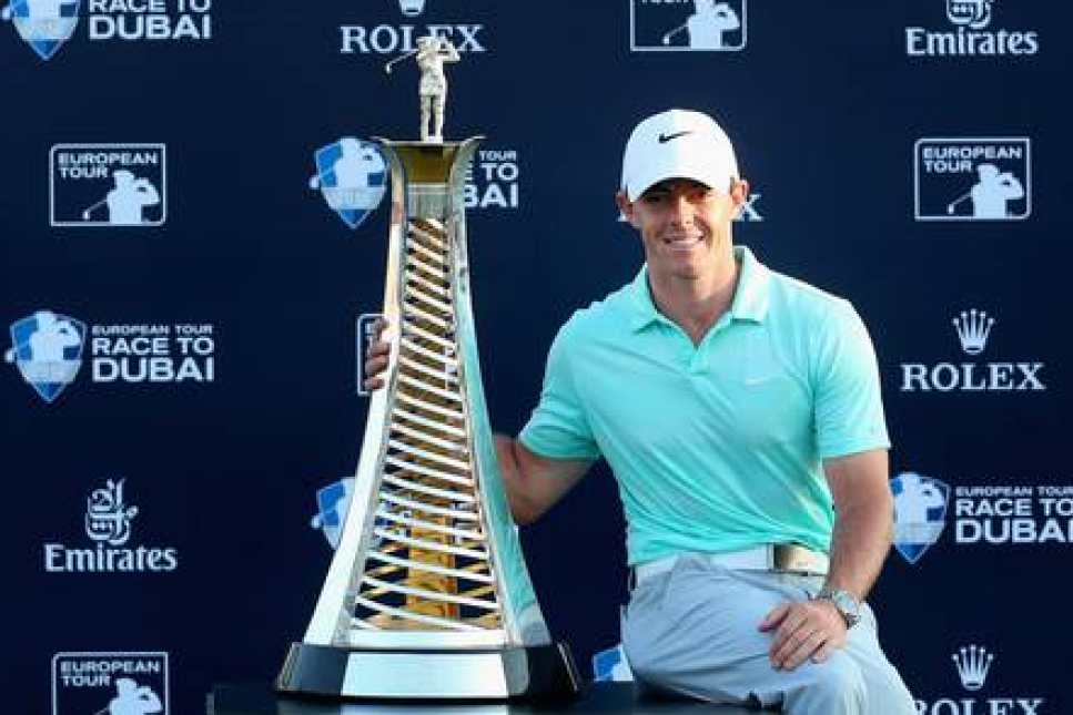 rory-race-to-dubai-trophy.png