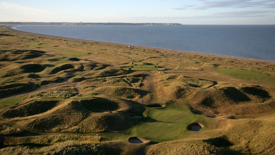 Royal-St-Georges-GC-Hole-6-Staff.jpg