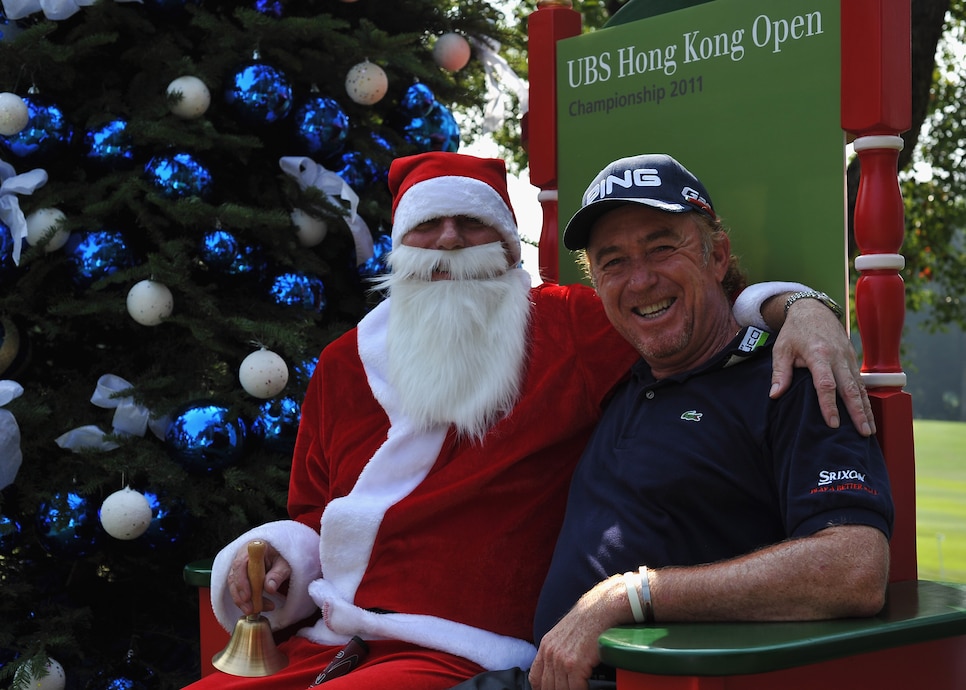 golf-santa.jpg