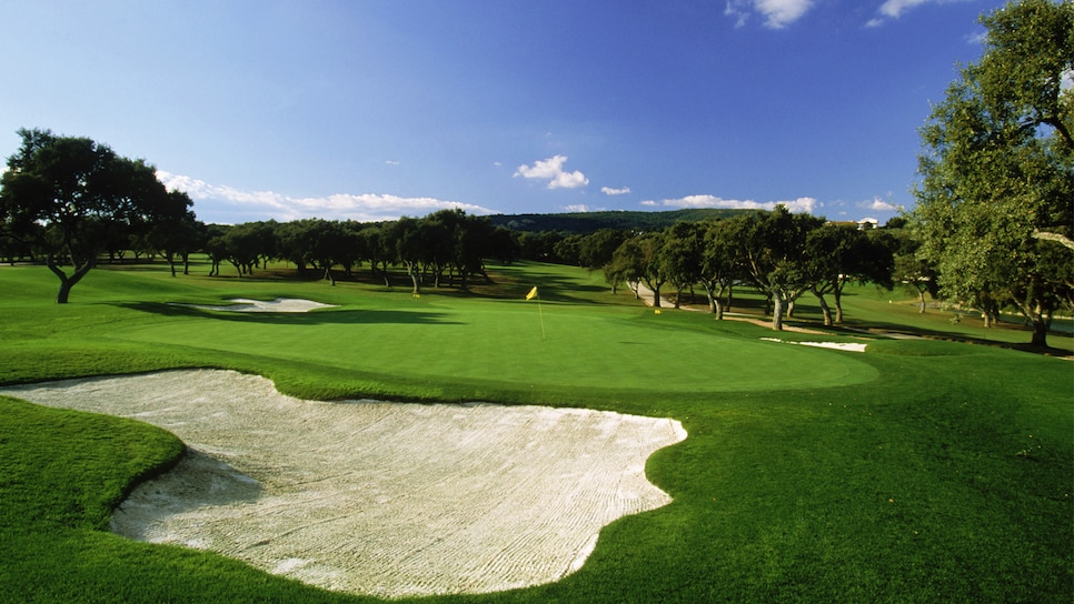 Valderrama-Golf-Club-18.jpg