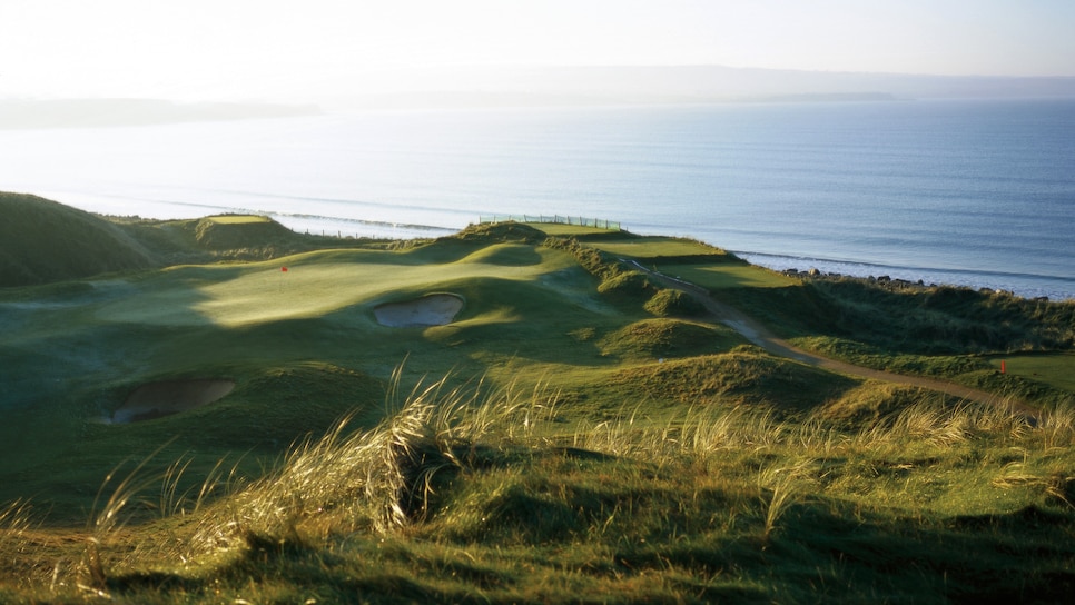 Lahinch-Golf-Club-Staff.jpg