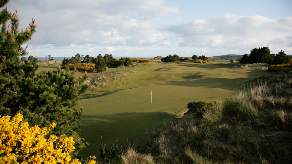 Bandon-Dunes-Golf-Resort-Staff.jpg